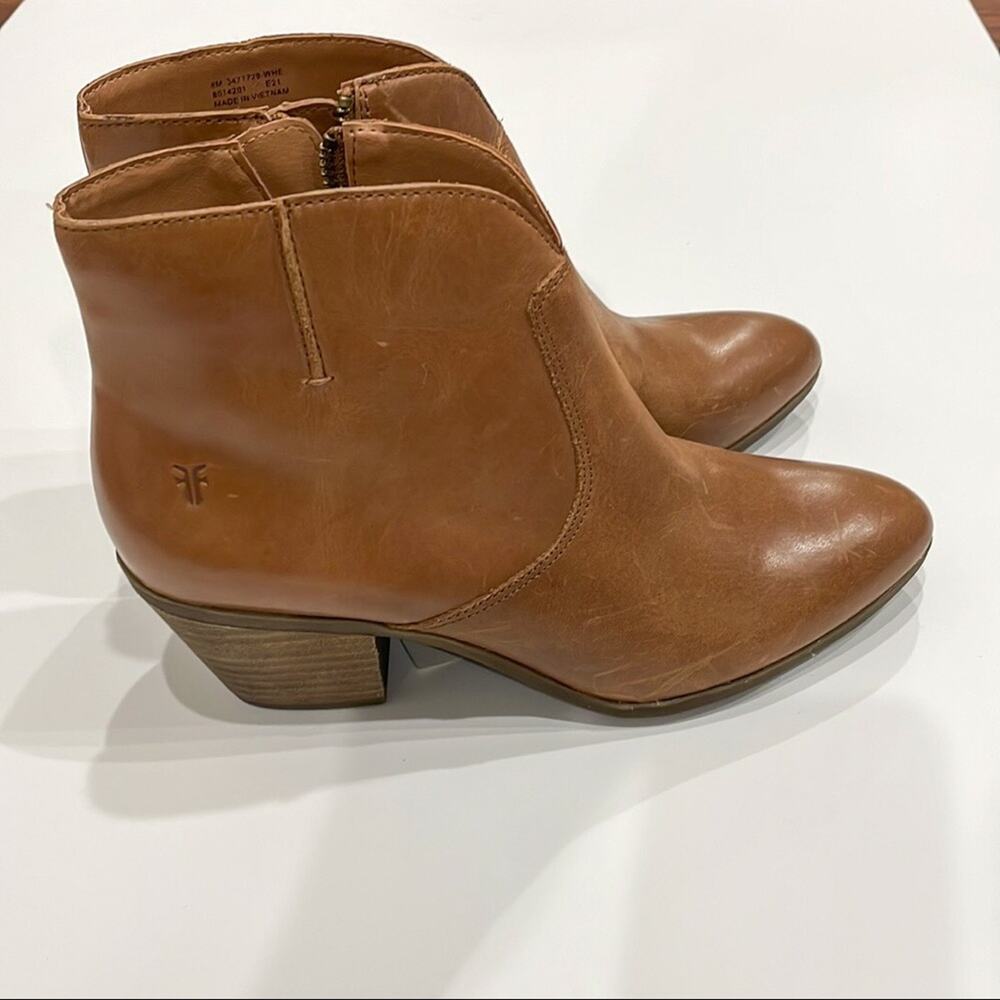 Frye Jennifer Ankle Leather Booties NWOT